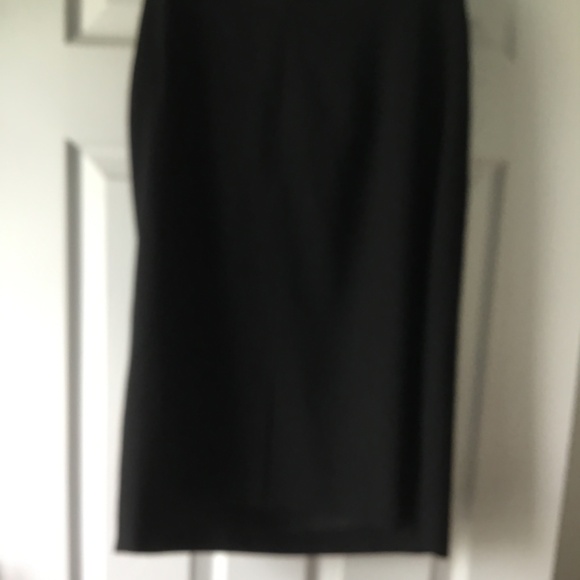 Classic Bill Burns Black Wool Skirt size 14 - Picture 2 of 4